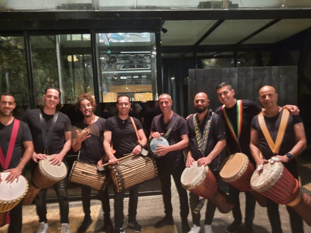 להקת מתופפים למקווה